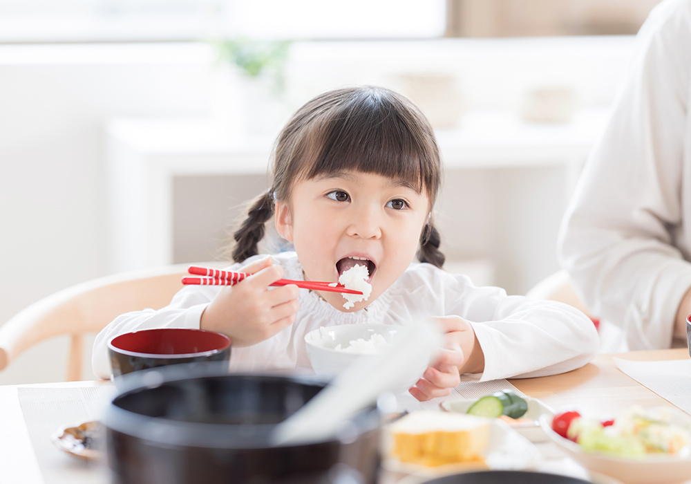 毎日の食事時間・回数を整えましょう